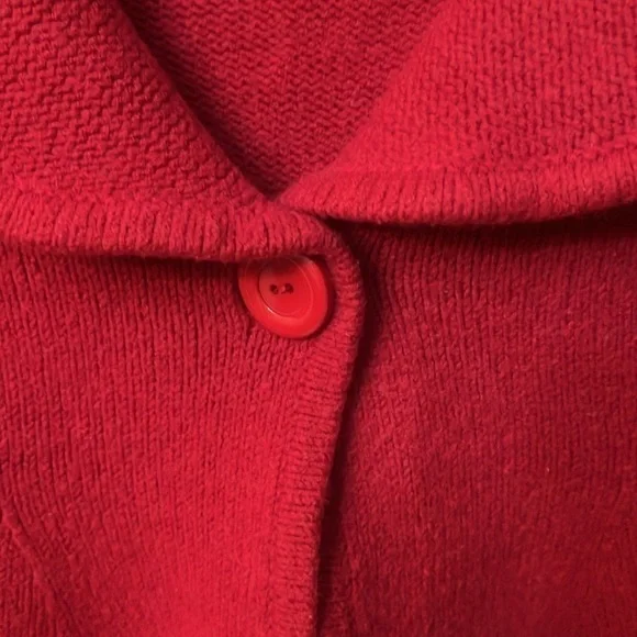 Nine west red sweater one button down. size S Cardigan style romantic - Picture 2 of 9
